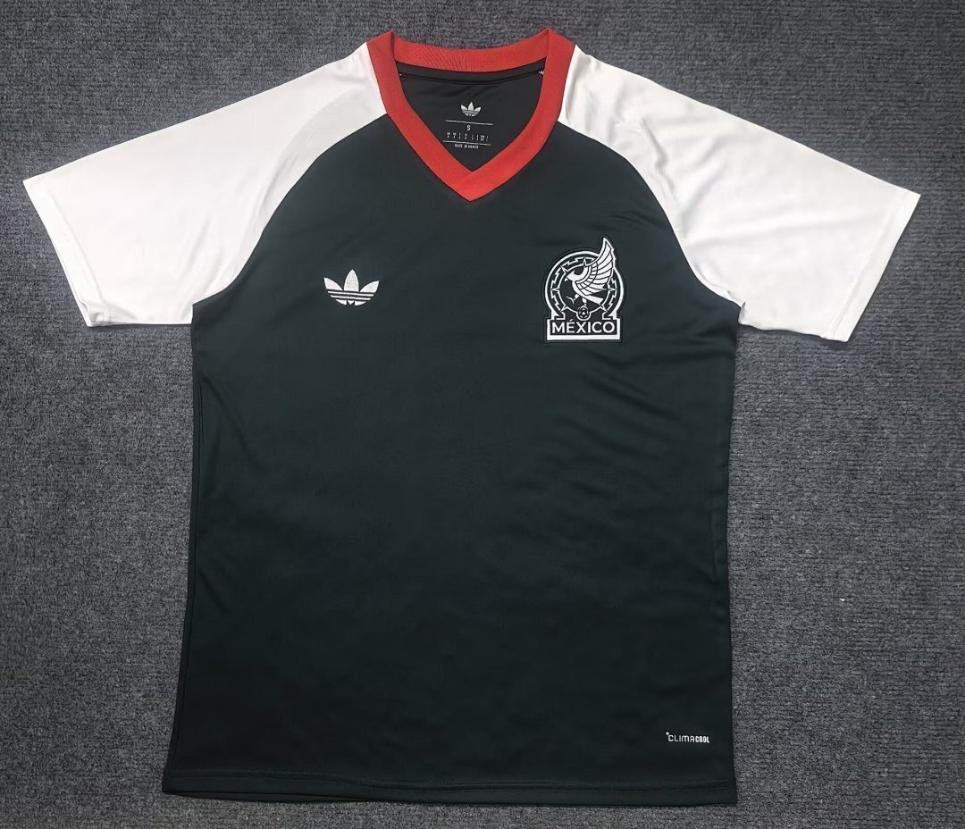 AAA Quality Mexico 25/26 Black/White Training Jersey